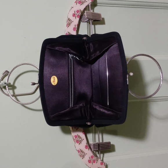 Women's Ande vintage bracelet wristlet evening funeral bag black 10" × 8" - Picture 4 of 9